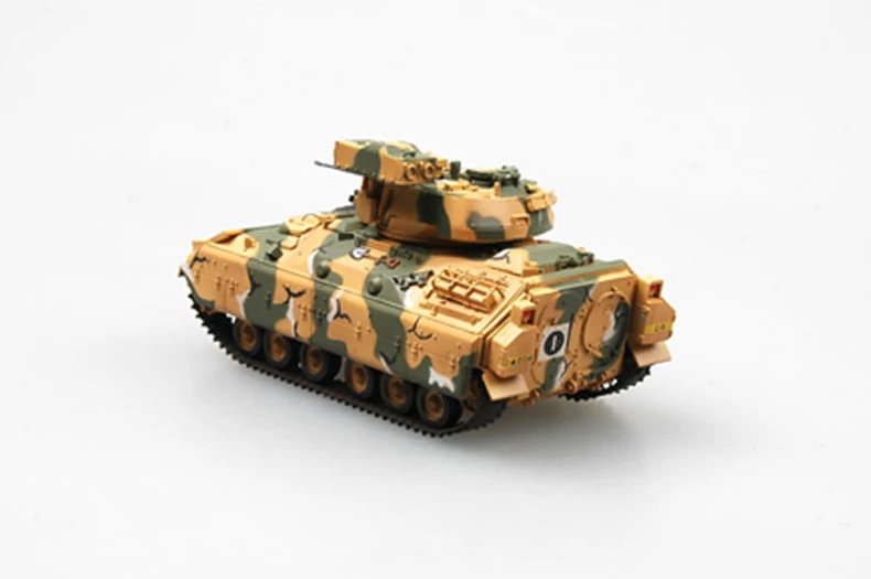 Трубач 1: 72 M2 Боевая машина пехоты 35052 готовой продукции модель