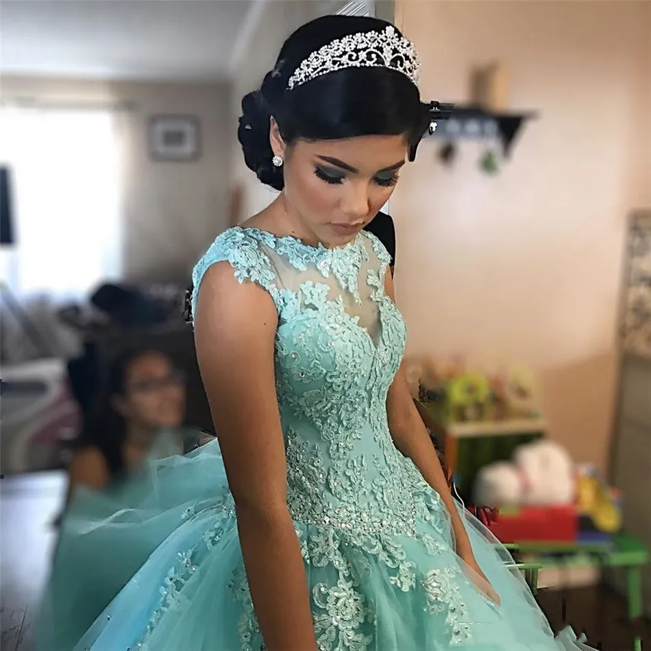 Бальное платье принцессы бальные платья с аппликацией из бисера Vestidos de 15 anos пышные тюлевые платья для выпускного вечера