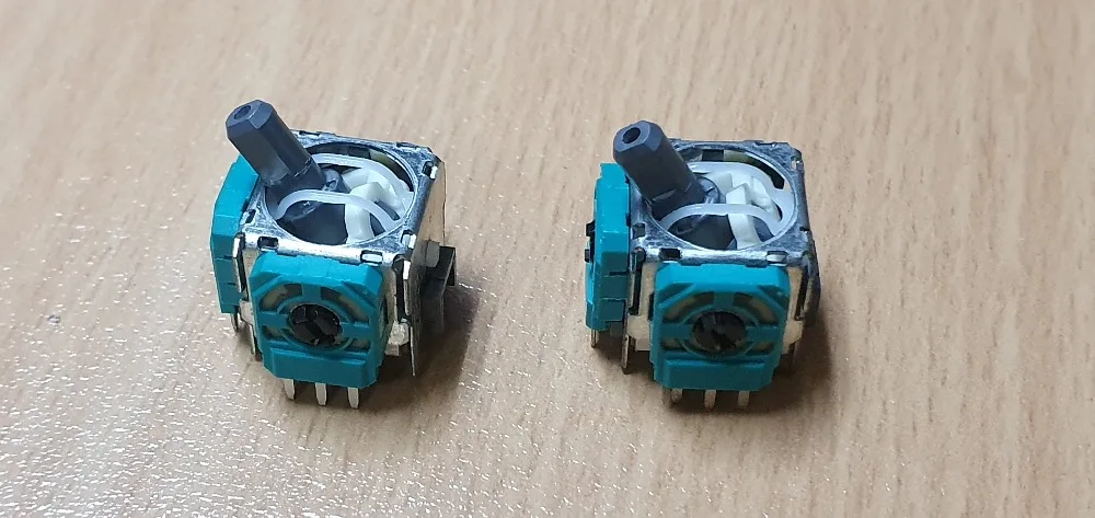 Ueddcce5e9824436b994df27f213552d7V