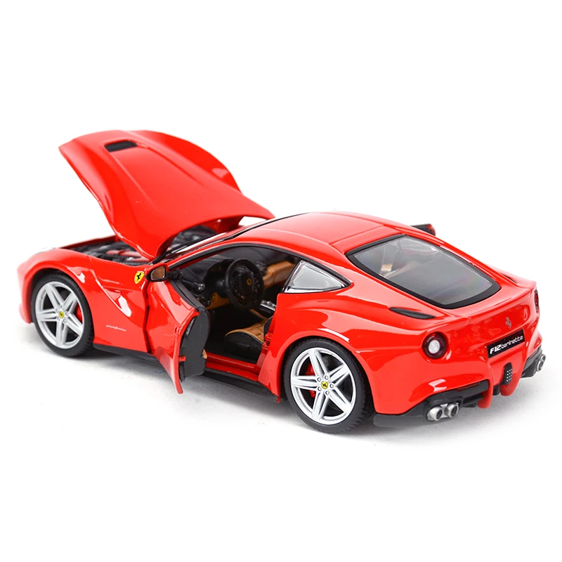 Bburago 1:24 Ferrari F12 Berlinetta спортивный автомобиль статический литой Коллекционная