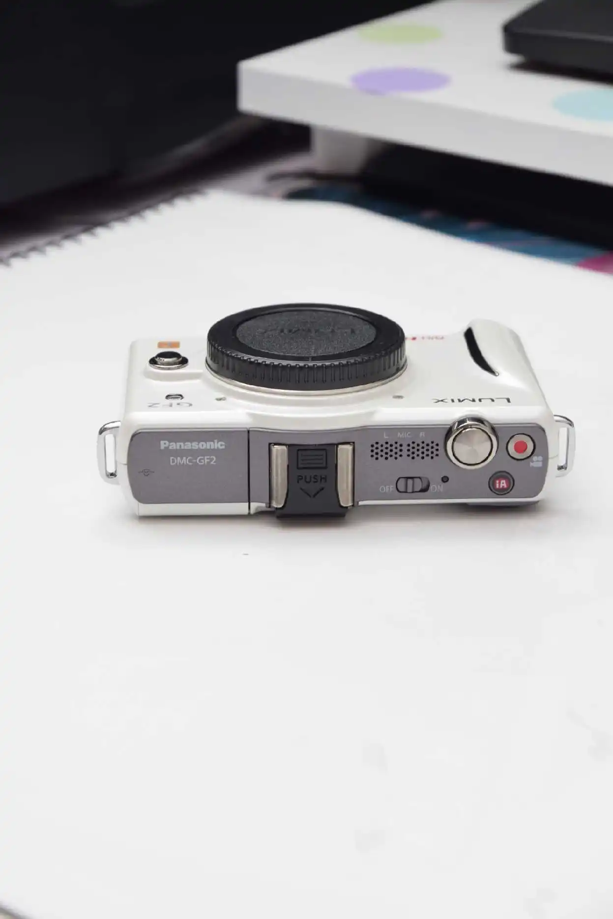  USEDPanasonic GF2 12.1MP Digital Camera with 3-inch LCD(NO LENS OR WITH LENS)