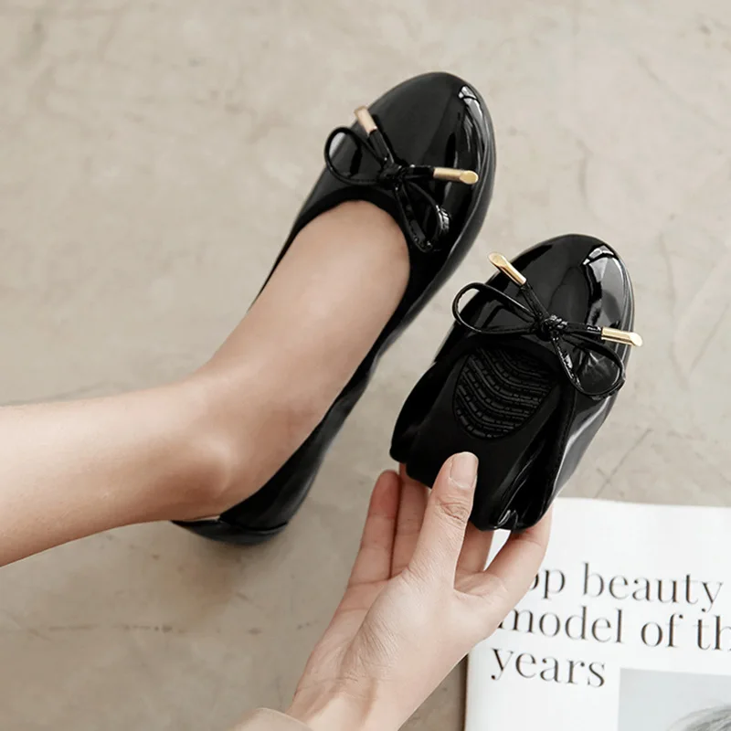 12 Colors Foldable Shoes Ladies Japanned Leather Pocket Flats Bowtie Moccasin Round Toe Chassure Femme Roll-Up Cake Shoes Ballet 3