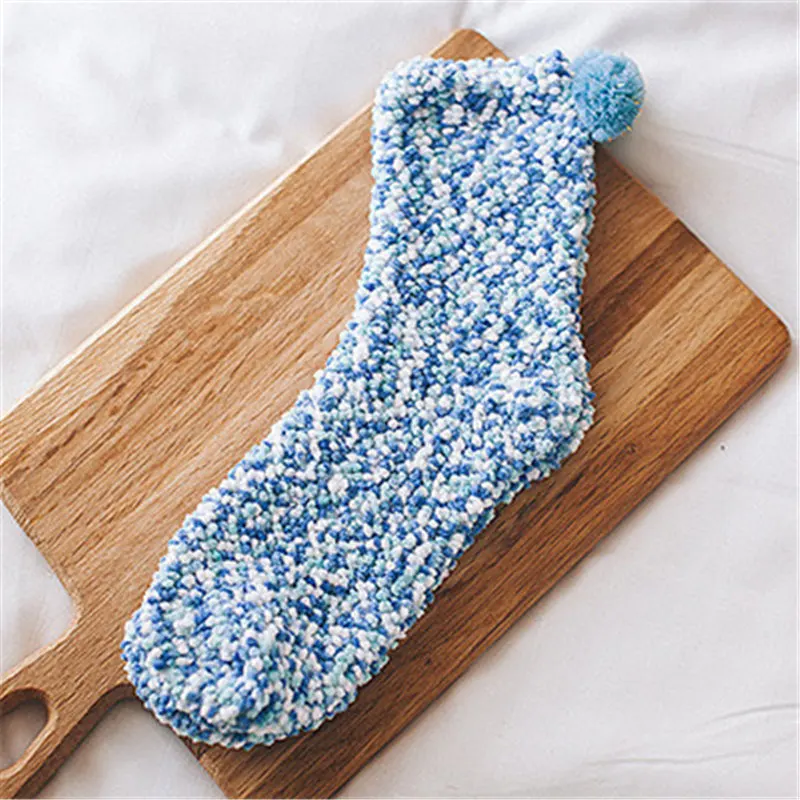 Cute girls' coral fleece socks women thickening warm winter soft floor socks with cute hairball Christmas gift socks dropship - Цвет: Light Blue