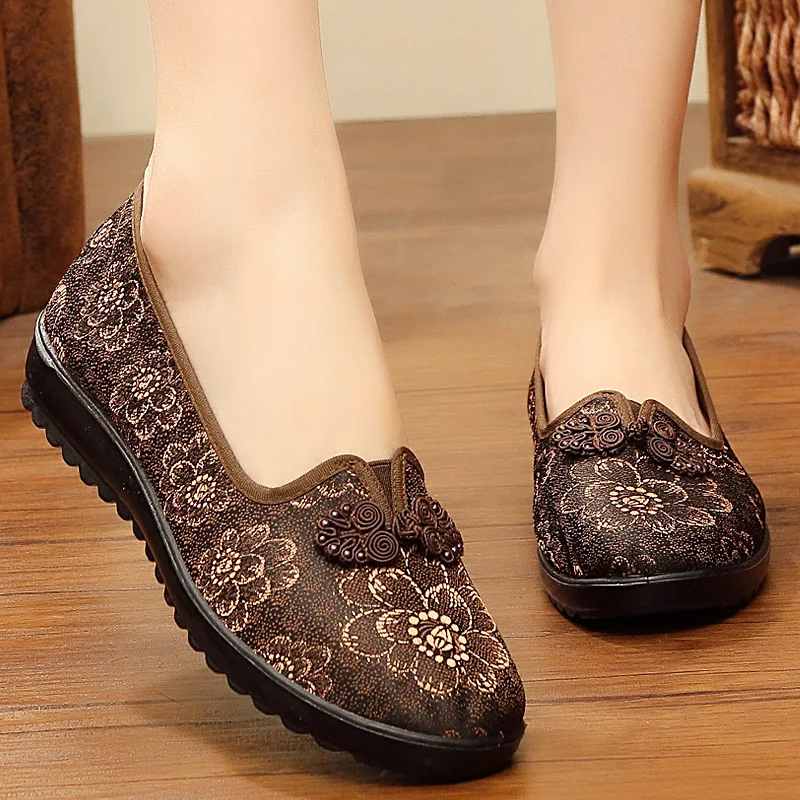

2019 Autumn New Style Large Size Old Beijing Cloth Shoes Middle-aged Shoes Flat Heel Middle-aged Mom Shoes