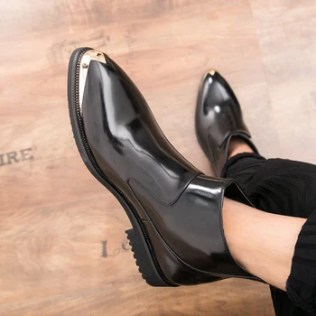 

2019 New retro trend fashion personality fashion shoes casual shoes sports shoes men's shoes leather Martin boots