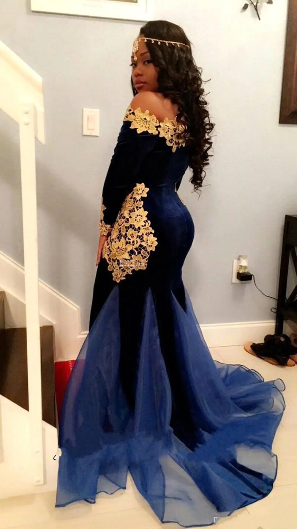 Sexy Mermaid Velvet Prom Dresses Royal Blue with Applique Organza Designer Train Long Sleeve Party Dress
