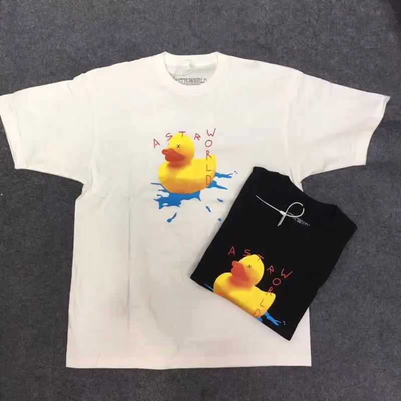 

Men Women T-shirt ASTROWORLD Tee EUROPE WORLD Live T-shirts Yellow Duck Logo Print Better Quality Travis Scott Tops Kanye West