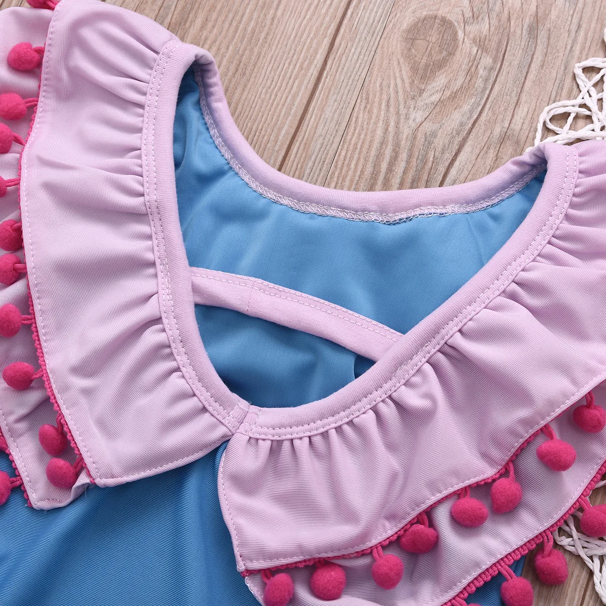 

Infants Onesie Summer Europe And America Hot Selling Childrenswear Furry Ball Tassels Peter Pan Collar Sleeveless One-piece Tria