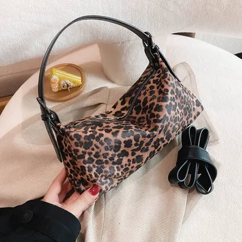 

Small Shoulder Bag Leather Retro Purse And Handbag Women Clutch Bag Crossbody Bags For Women 2020 Armpit Shoulder Bolsa Feminina