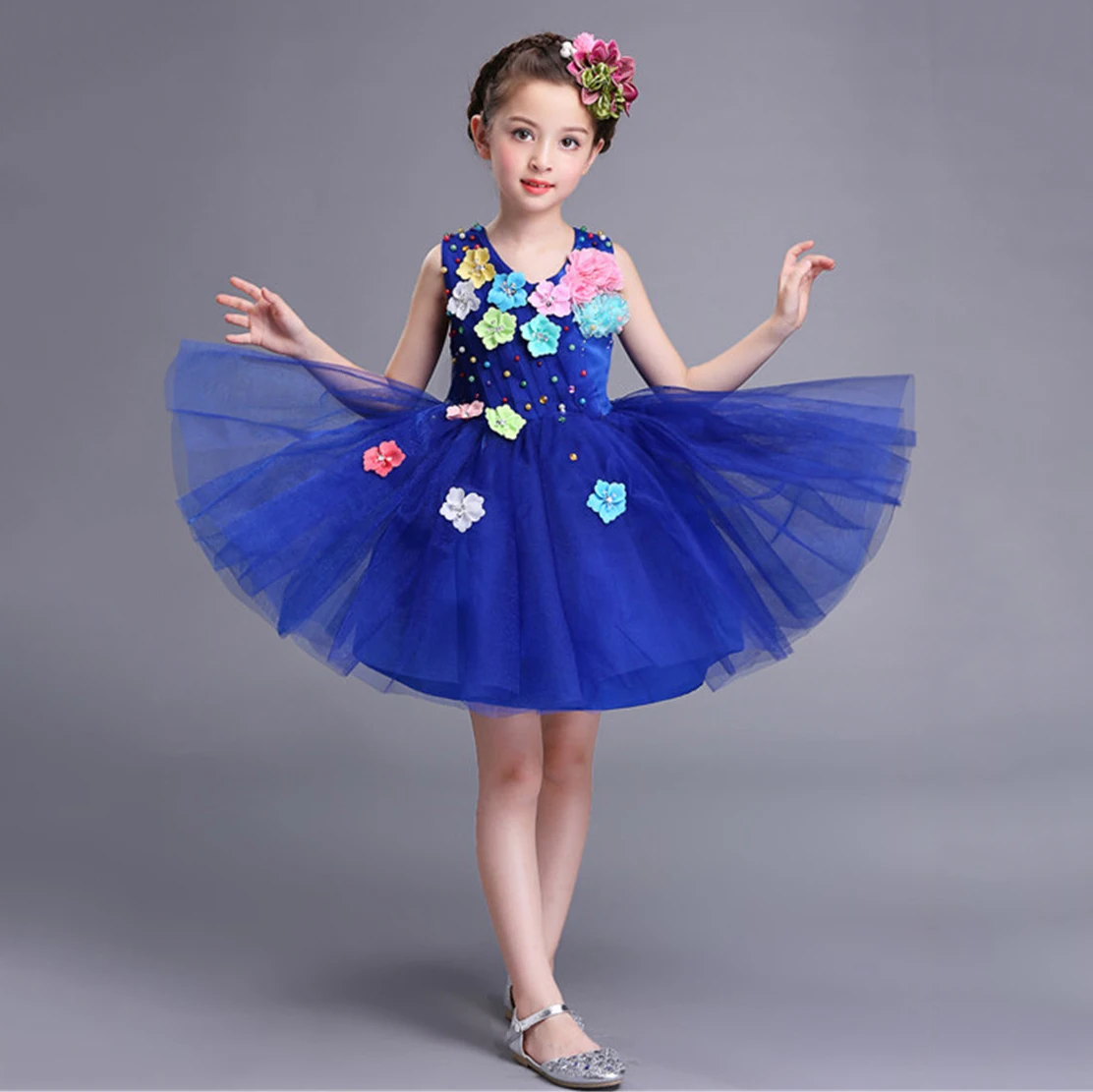 Новые стильные платья для девочек с объемным цветком, для свадебной вечеринки, для торжеств, с бантом, с жемчугом, для банкета, детское бальное платье Рождественская одежда для детей