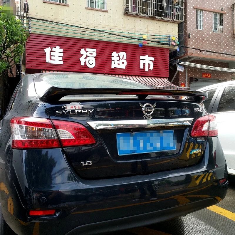 Большой треугольный спойлер 2013 2014 2015 для Nissan Almera Sylphy красный стоп сигнал высокое