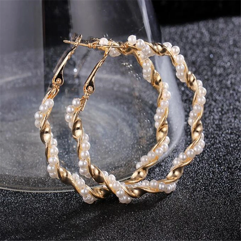 

2019 New Pearl Hoop Earrings for Women Exaggerates Oversize Pearl Circle Ear Rings Earrings Fashion Europe Nightclub Jewelry