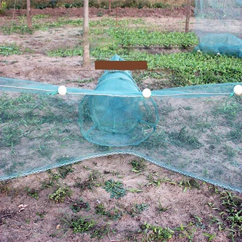 

Lawaia Fish Casting Net Retractable Fishing Net River Channel Blocking Netting Fence Folding Cage Pull Net Cage Fishing Trap