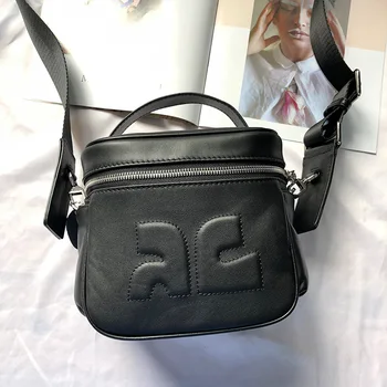 

2020 New High Quality Genuine Leather Bucket Bag Famous Designer Fashion Wide Strap Shoulder Messenger Bags Simple Women Handbag