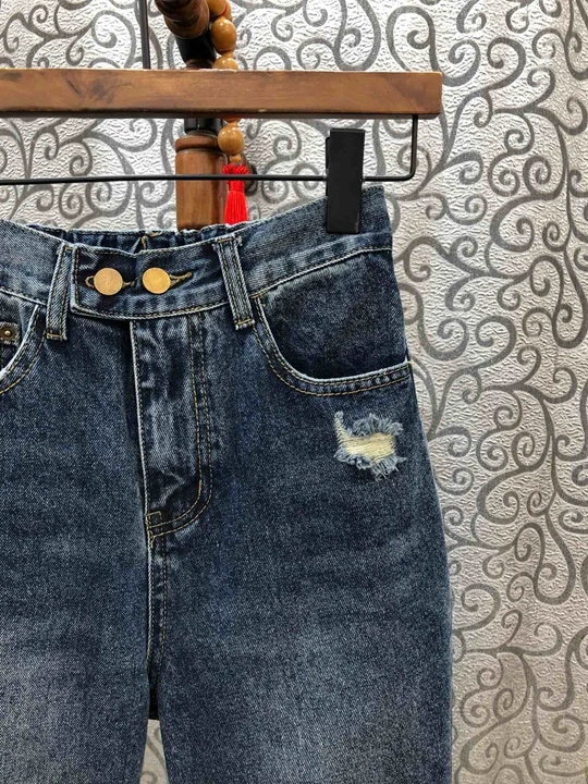 Ранняя осень новые женские симметричные карманы нерегулярные отверстия Украшенные джинсы для отдыха 827