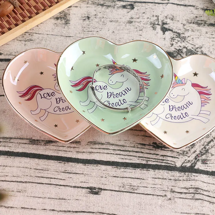Originality Lovely Heart Disc Design Golden Rim Ceramica Small Plate Snack Dish Seasoning Unicorn Jewelry Accept Tableware |