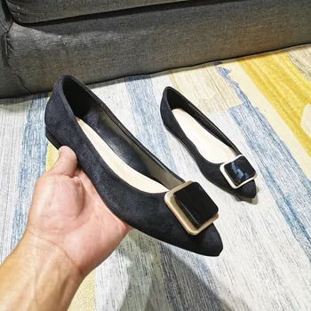 

Spring 2020 new women's shoes pointed toe casual wild flat shoes comfortable and soft work shoes.
