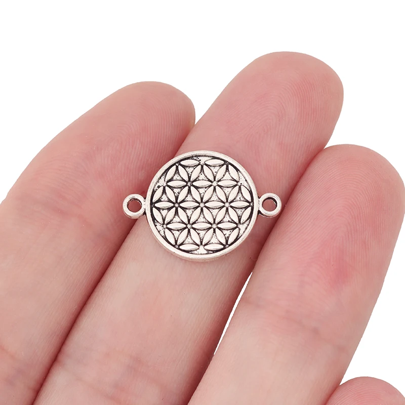 

10 x Tibetan Silver Flower Round Connectors Charms Pendants For DIY Bracelet Necklace Jewelry Making Finding Accessories 15x15mm