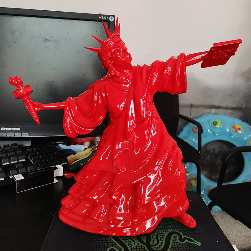 

European Retro Decorative Figurines Home Ornaments Resin Crafts Collectibles Statue of liberty Model Sculpture Table Art Decor