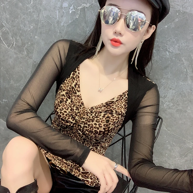 Black Leopard Сексуальный сетчатый топ с v-образным вырезом, расшитый бисером, новинка, Осень-зима, женская футболка, Леопардовый топ, Camiseta Mujer, джемпер T90803 - Цвет: Black Leopard