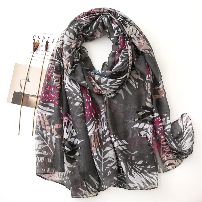 

2019 Spain Luxury Brand Ombre Leaves Viscose Shawl Scarf High Quality Print Head Hijab Muslim Echarpe Foulards Femme 180*90Cm