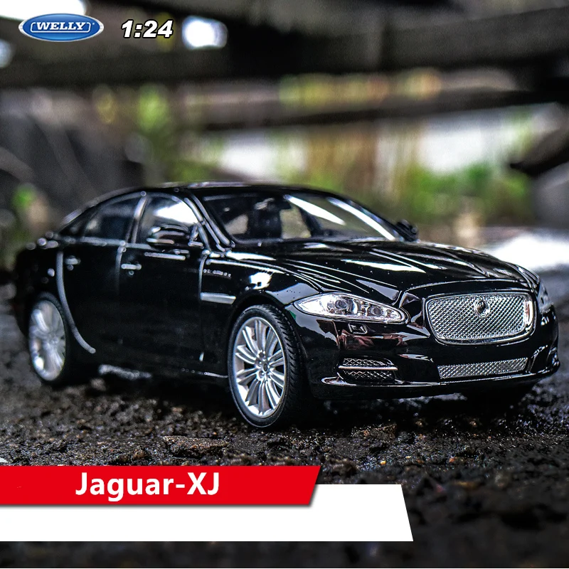 WELLY 1:24 Jaguar F-type модель автомобиля из сплава Модель автомобиля украшение автомобиля коллекция Подарочная игрушка Литье под давлением модель мальчика - Цвет: XJ