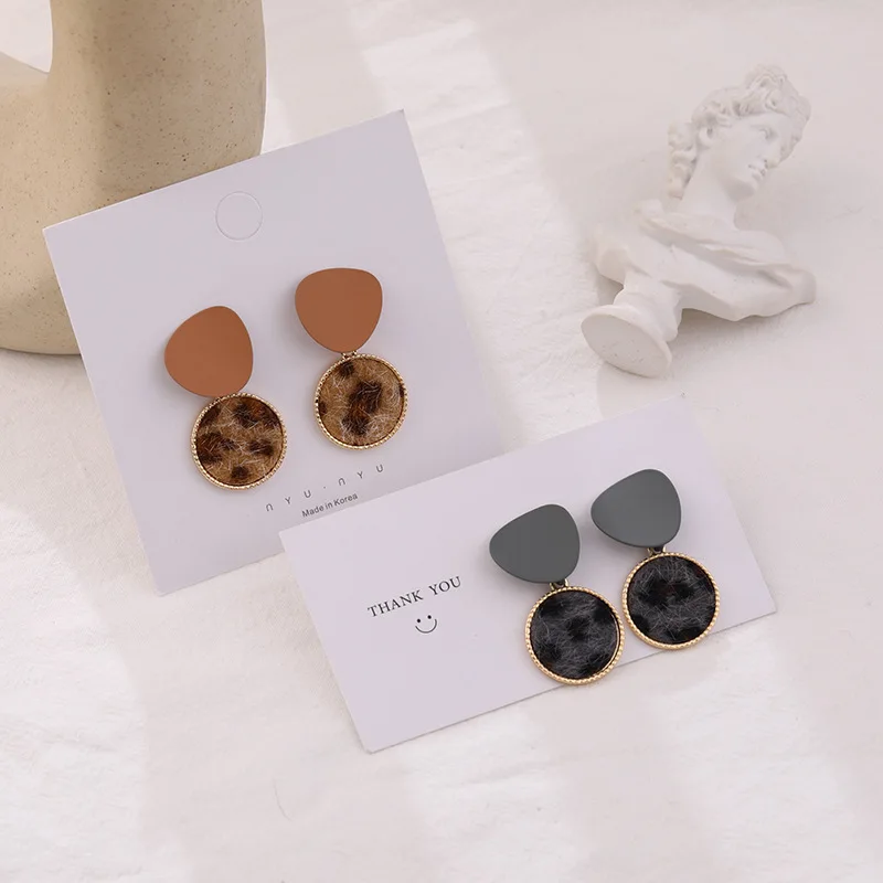 

Korean Vintage Leopard Round Drop Earring Irregular Matte Metal Geometric Earrings for Women Girl Gift Jewelry Wholesale