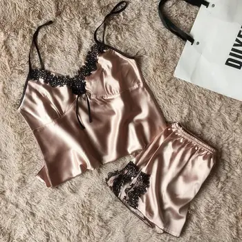 

Women Summer Imitation Silk 2Pcs Lingerie Set Floral Lace V-Neck Camisole Tops Side Split Relaxed Shorts Sexy Babydoll Nightwear