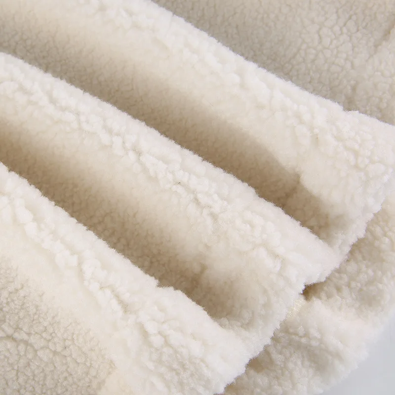 23272917051_1526214786