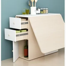 Table pliante modulable. La table rectangulaire