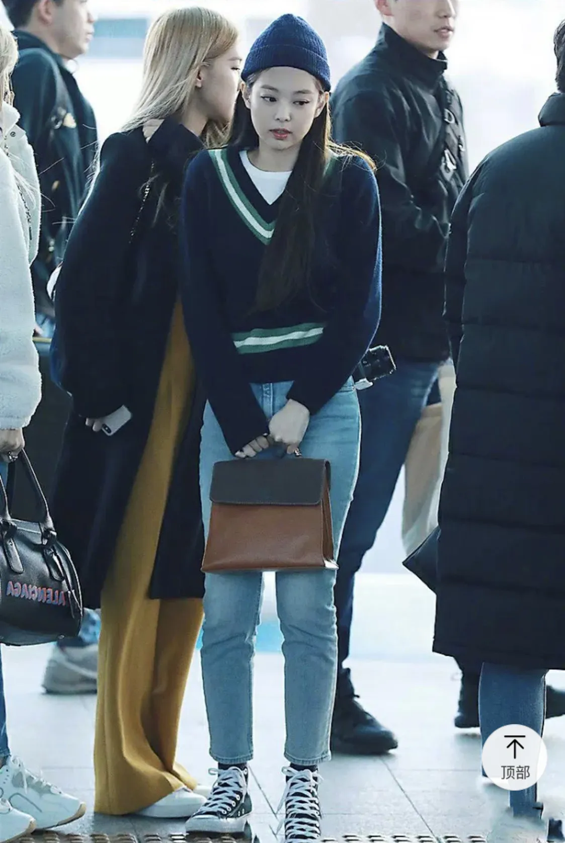 Kpop Blackpink JENNIE same Модный пуловер, топы для женщин, тонкий свитер, женская уличная одежда, Короткие вязаные свитера с v-образным вырезом
