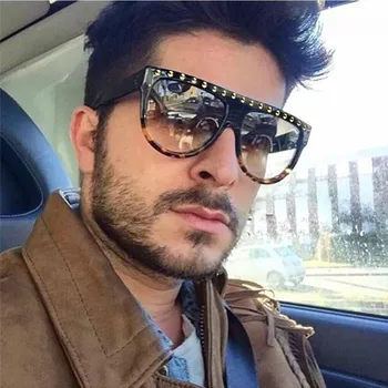 

Fashion Men's sunglasses occident trend women's street shooting all-match sunglasses female personality rivets Oversize glasses