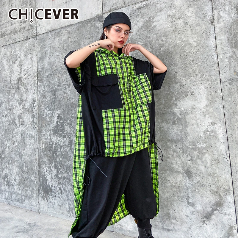 Женская клетчатая футболка CHICEVER с капюшоном и коротким рукавом ассиметричная
