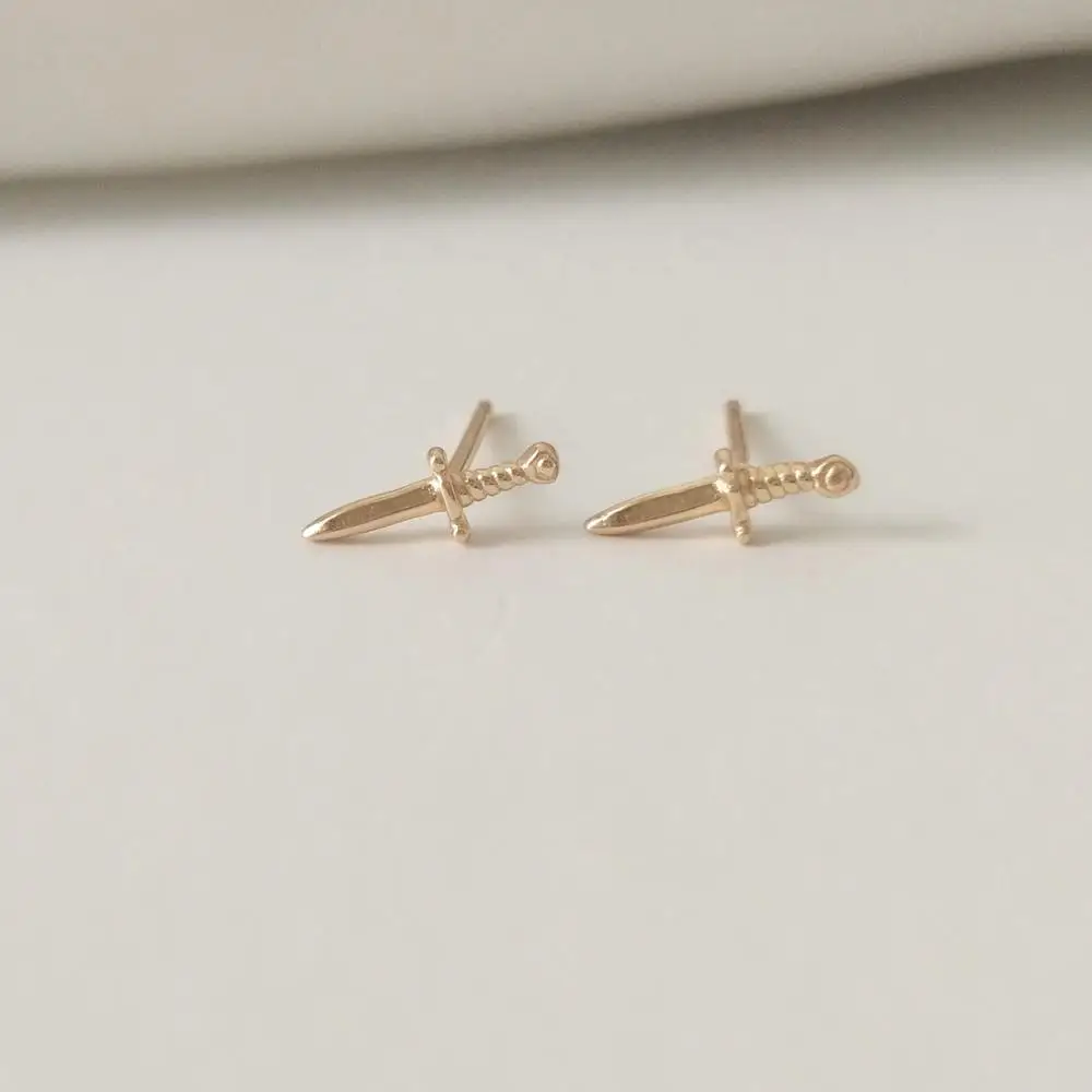Серьги-гвоздики из стерлингового серебра 925 пробы