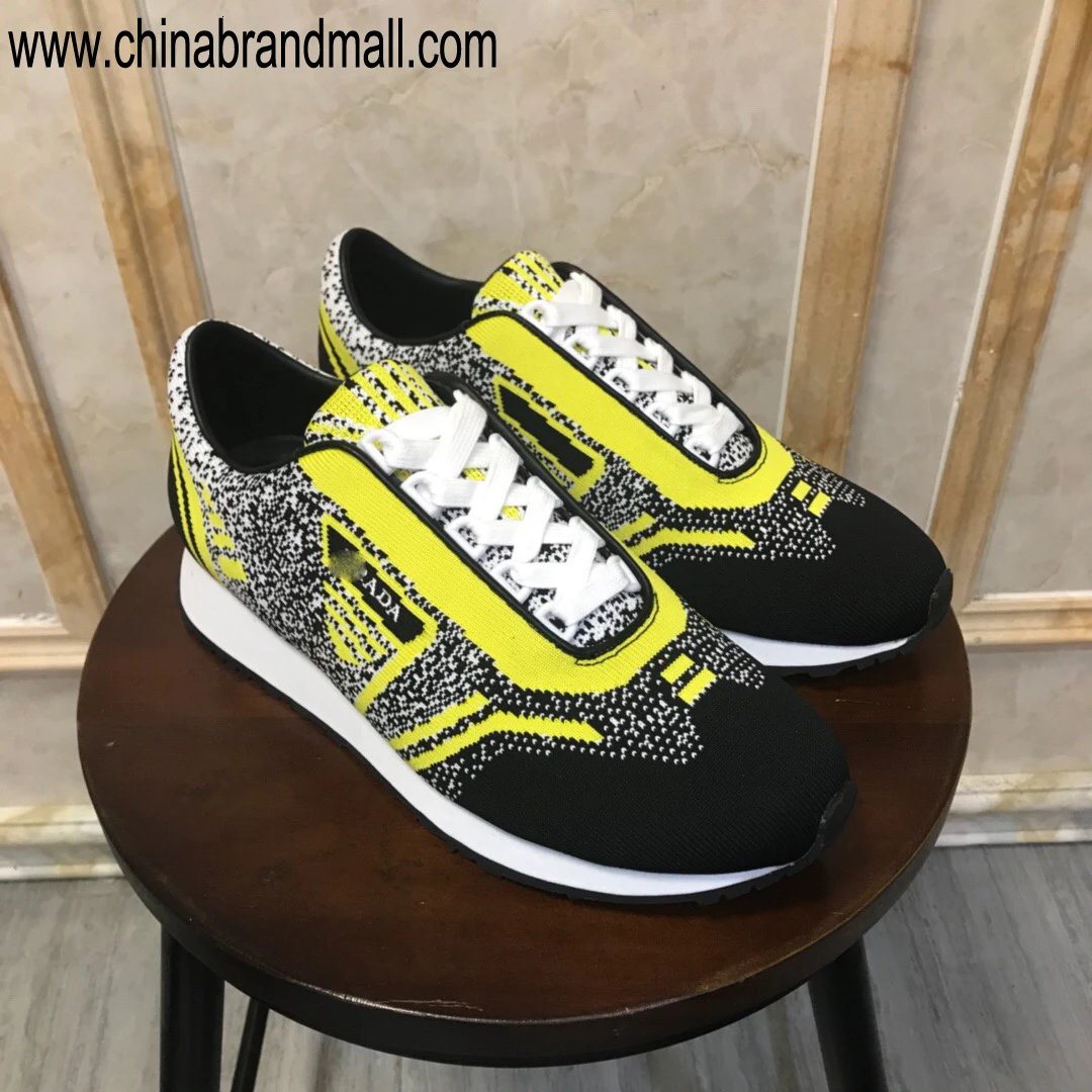 

P Family Men's Shoes 2019 Synchronized Sale of Original Factory Configuration, Italian Import Original Customization
