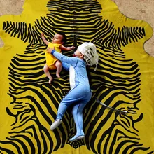 Американский стиль золотой штамп из натуральной коровьей кожи меховой ковер, большой размер натуральный разрез из коровьей кожи украшения ковер