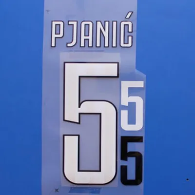 18 домашних BUFFON DYBALA CHIELLINI PJANIC KHEDIRA HIGUAIN MANDZUKIC BONUCCI DANI ALVES на заказ Nameset футбол Satch значки - Цвет: PJANIC