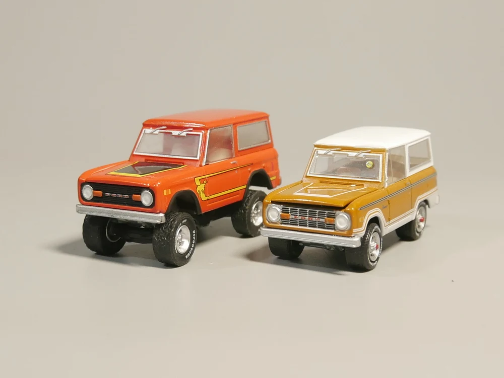 Greenlight 1: 64 1977 Bronco Explorer литая модель автомобиля| |