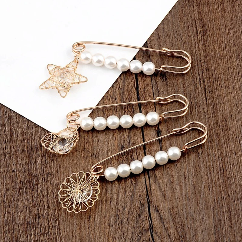 

Fashion Temperament Pearl Brooch Heart/Round/Star Pendant Brooches For Women Clothes Decoration Jewelry Accessories