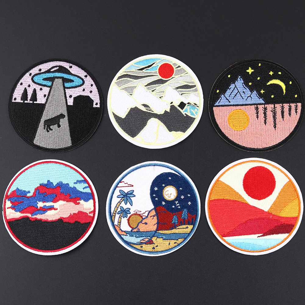 1PCS Cartoon round Spaceship Embroidered Iron On Patches Fire cloud Clothes Patch desert Badges Accessories | Дом и сад