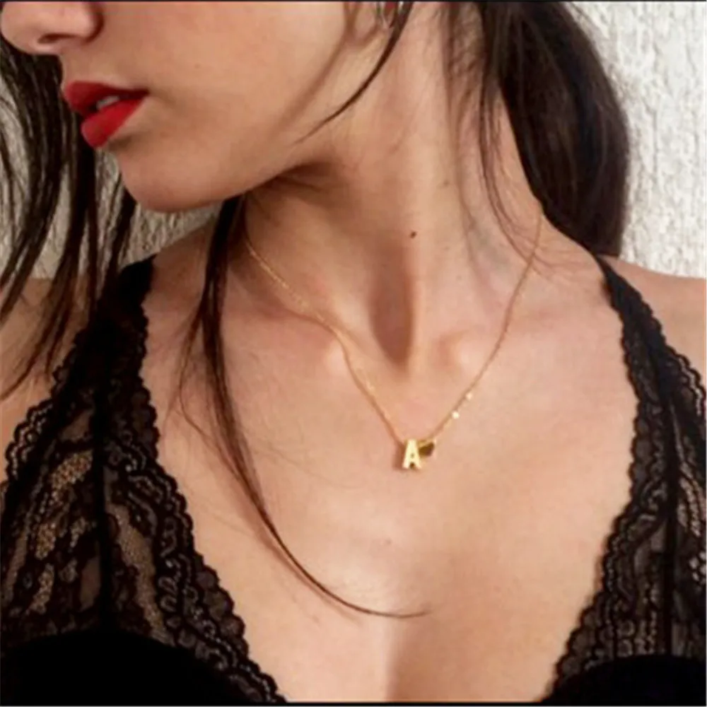 QIAMNI Dainty Tiny Heart 26 Initial Alphabet Pendant Necklace with A-Z Letter Name Choker Chain Necklace Birthday Lover Gift