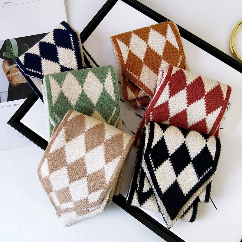 

Skinny Scarf Double Sided Pointed Scarf Polka Dot Moon Stripe Design Narrow Long Neck Warmer Collar Scarves Couple Knitted Scarf