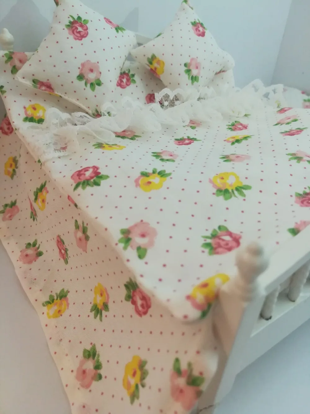 1:12 ручной работы мини кукольный домик миниатюрная кровать аксессуары(не включает кровать