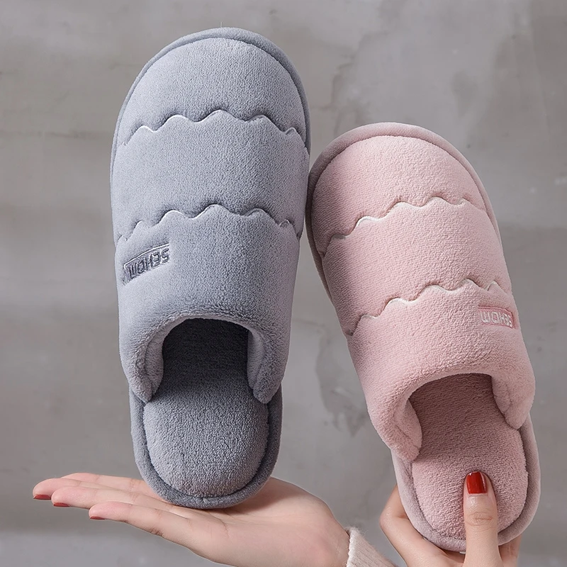 

Women Winter Home Slippers Solid Non-slip Warm Indoors Bedroom Floor Shoes Plush Slippers Couple Faux Fur Slides Flip Flops