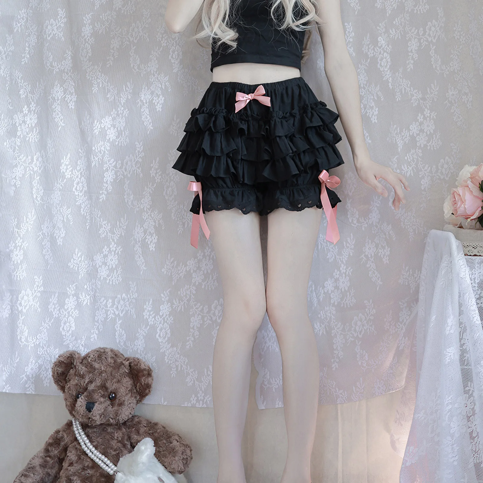 Women Lace Trim Shorts Layered Ruffle Bloomers Bowknot Frilly Panties Solid Color Shorts