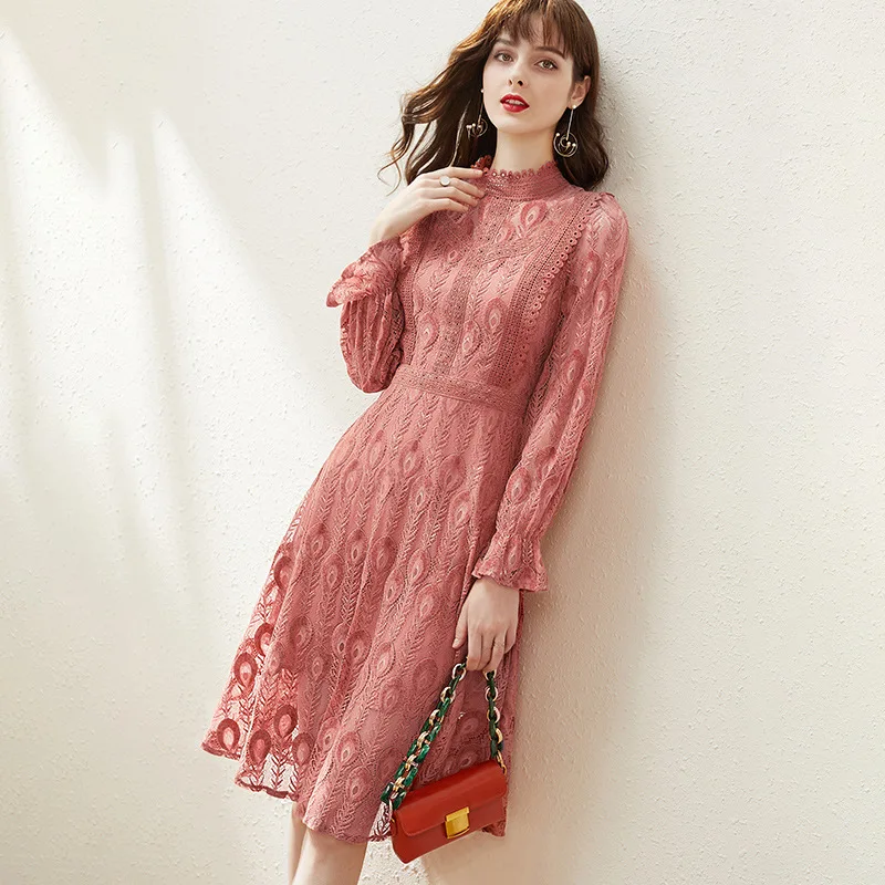 

BGW 31825ht Lace High Neck Cocktail Dresses Long Sleeves Cut Out Zipper Back Two Colors Robe Courte Devant Longue Derriere 2020