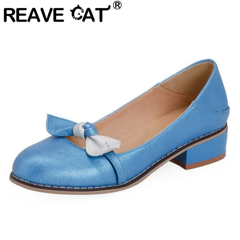 

Женские туфли-лодочки с круглым носком REAVE CAT, новые мягкие повседневные синие туфли-лодочки на блочном каблуке 2021 см с бантиком, большие размеры 30-48, A3914, 3,5
