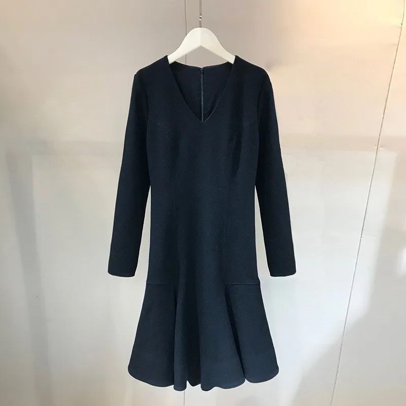 

2020 Autumn Top Quality Designer Fashion Style Deep V-Neck Long Sleeve Ladies Elegant Black Vintage Mermard Dresses