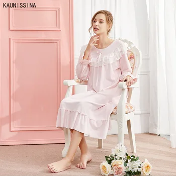 

Women Winter Nightgown Lace Patchwork Long Sleeve O-Neck Vevlet Warm Sleepwear Nightdress Female Thick Homewear Sleeping Dress