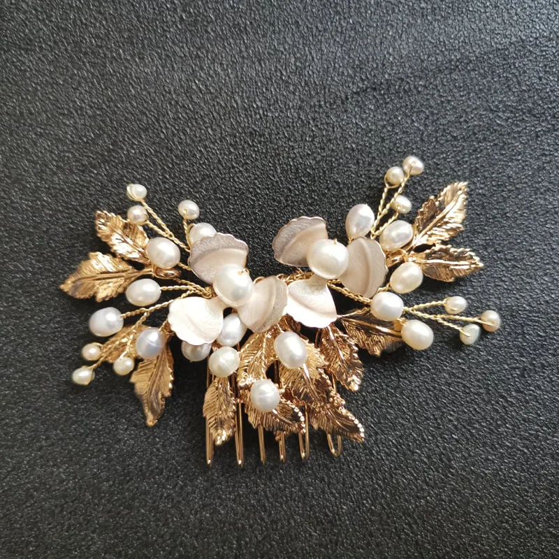 Floralbride Handmade Crystal Rhinestone Freshwater Pearls Wedding Hair Comb Bridal Headpiece Hair Accessories Women Jewelry